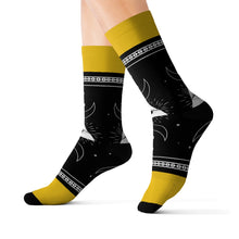 Lade das Bild in den Galerie-Viewer, 8 Moon Pyramid Yellow Socks by Calico Jacks