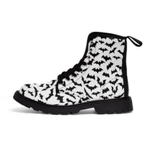 Charger l'image dans la galerie, 5 Women's Canvas Boots White Bats by Calico Jacks