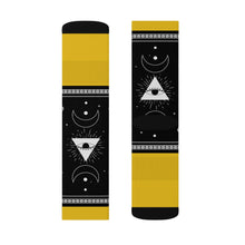 Lade das Bild in den Galerie-Viewer, 3 Moon Pyramid Yellow Socks by Calico Jacks