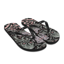 Load image into Gallery viewer, 7 Flip-Flops Cthulhu design by Calico Jacks
