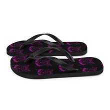 Load image into Gallery viewer, 5 Flip-Flops Skull pattern pink design by Calico Jacks
