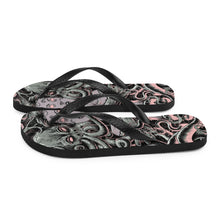 Load image into Gallery viewer, 5 Flip-Flops Cthulhu design by Calico Jacks