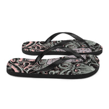 Load image into Gallery viewer, 6 Flip-Flops Cthulhu design by Calico Jacks
