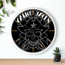 Lade das Bild in den Galerie-Viewer, 9 Wall clock Skull White design by Calico Jacks

